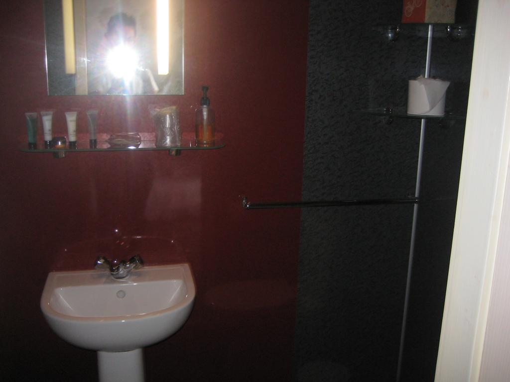 Bed and Breakfast The Dragonfly Blackpool Zimmer foto